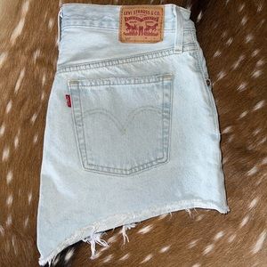 501 Levi Jean shorts